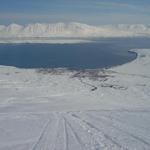 Frábært útsýni af brún Böggvisstaðafjalls.