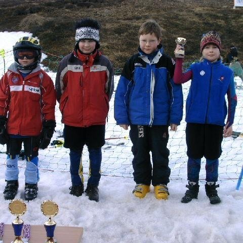 Jónsmót 2004 - Stórsvig 9 ára - Arnór,Högni,Róbert,Magnús